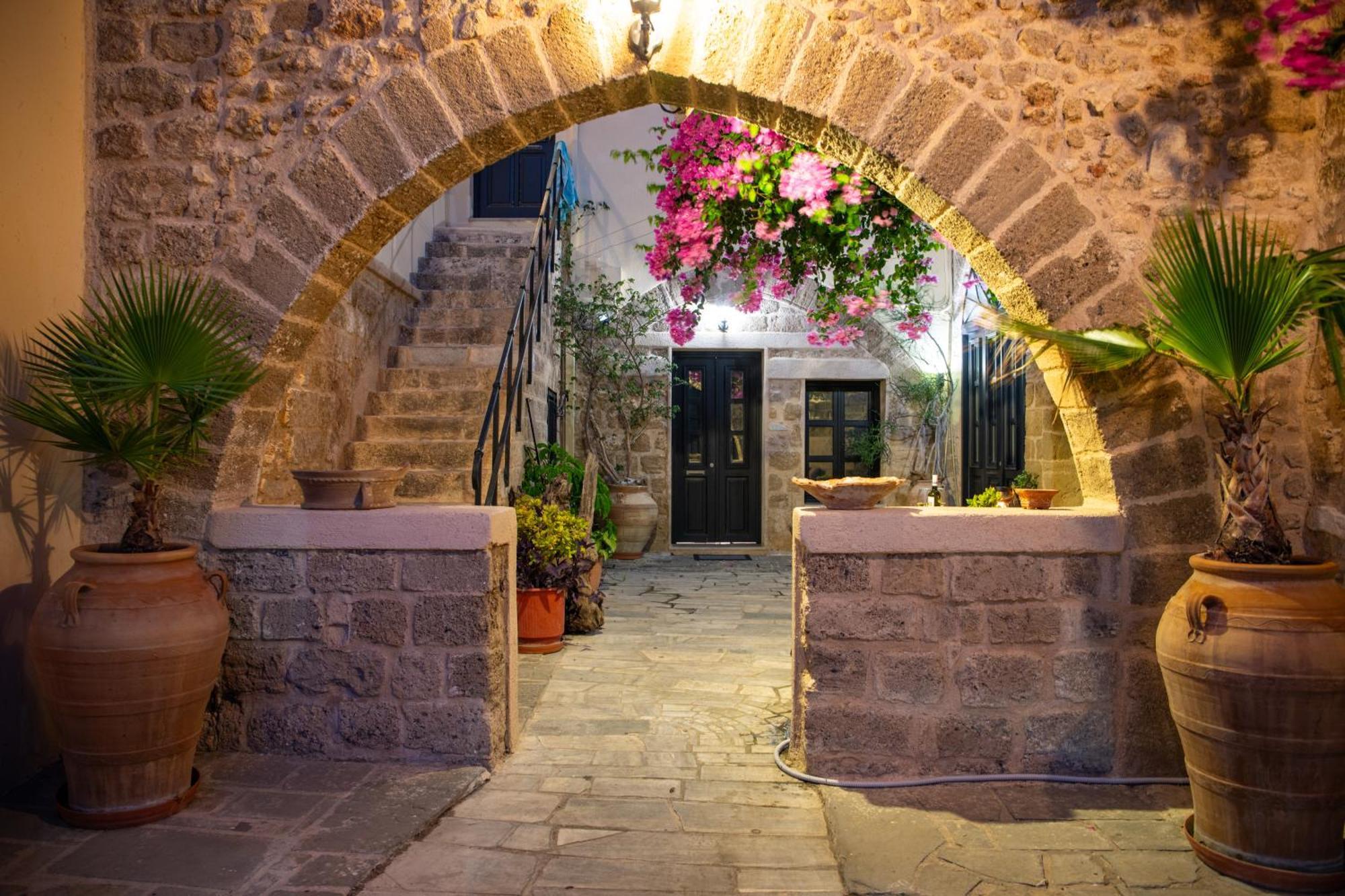 The Old Town House Apartment Rhodes City Ngoại thất bức ảnh