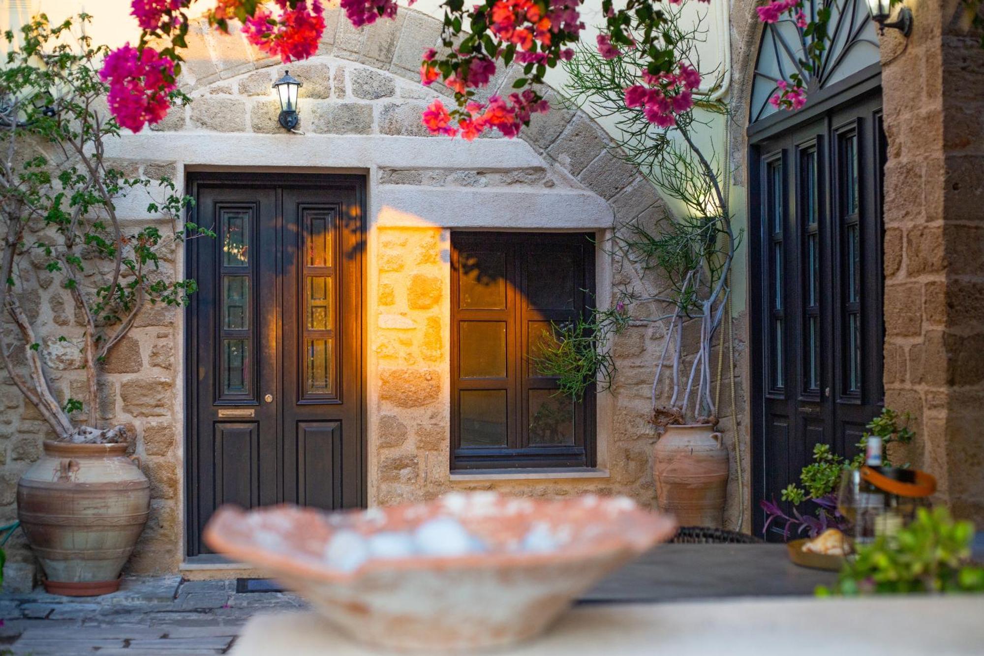 The Old Town House Apartment Rhodes City Ngoại thất bức ảnh