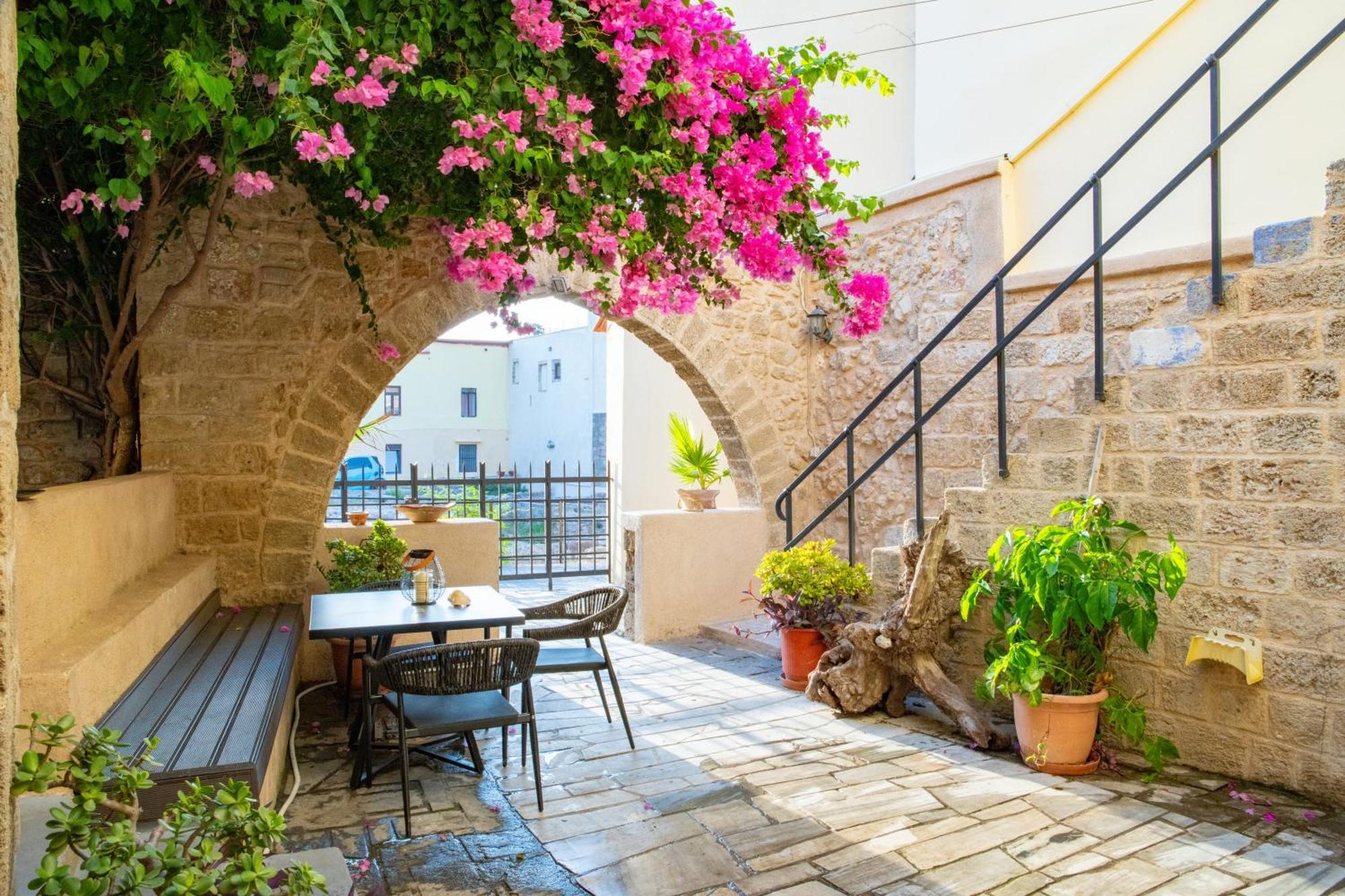 The Old Town House Apartment Rhodes City Ngoại thất bức ảnh
